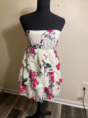 Dots Floral Strapless Dress in White, Pink, and Green